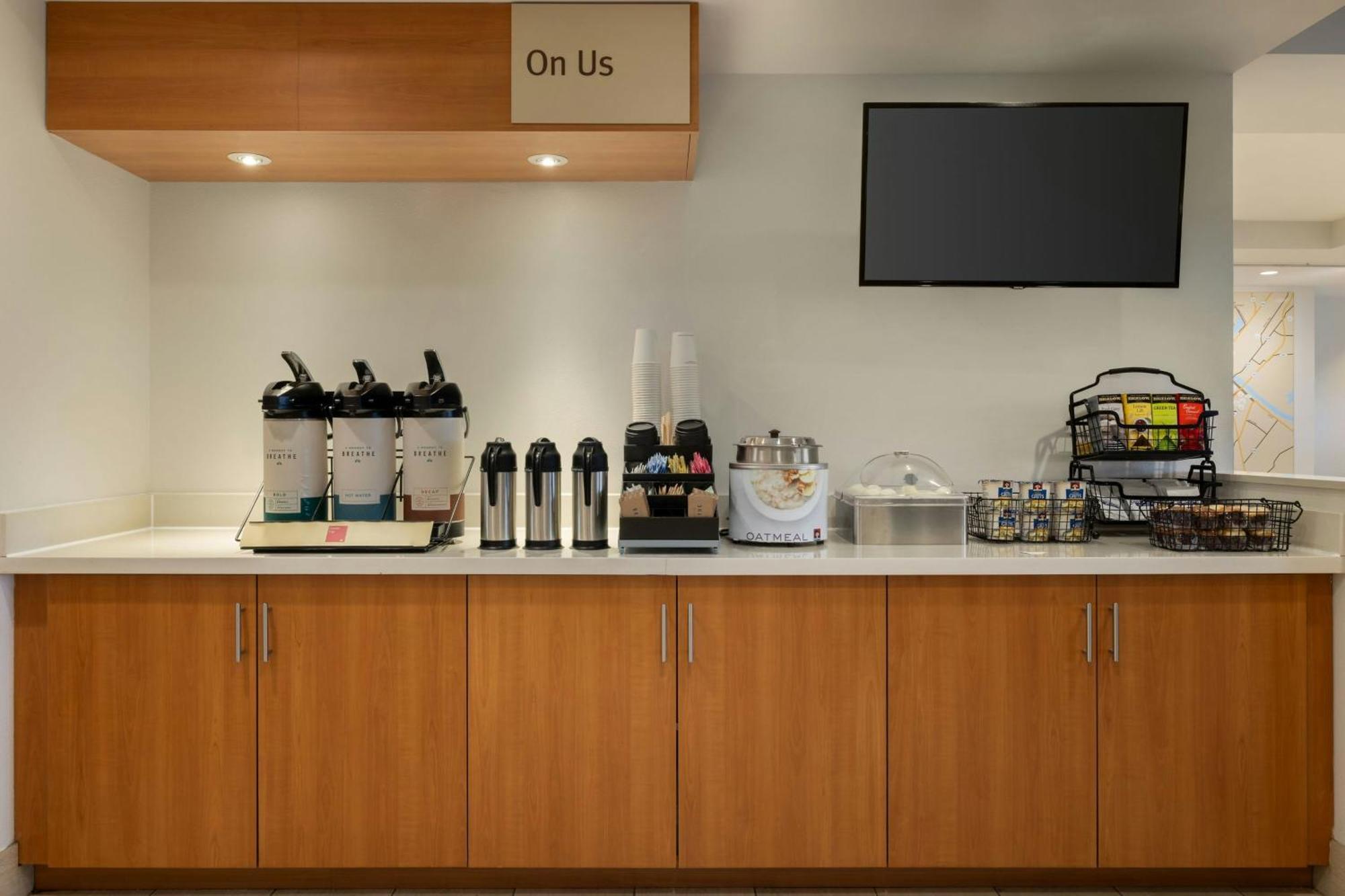 Towneplace Suites By Marriott Александрия Екстериор снимка