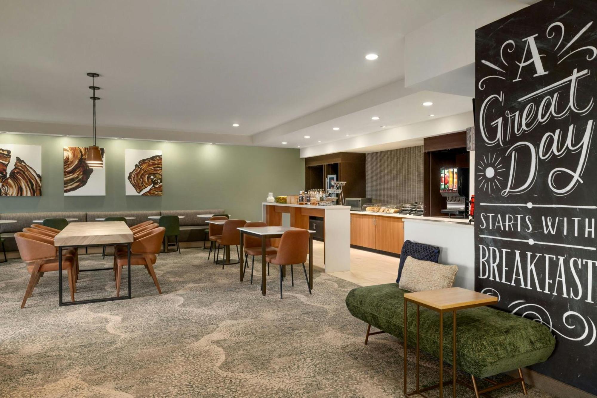 Towneplace Suites By Marriott Александрия Екстериор снимка