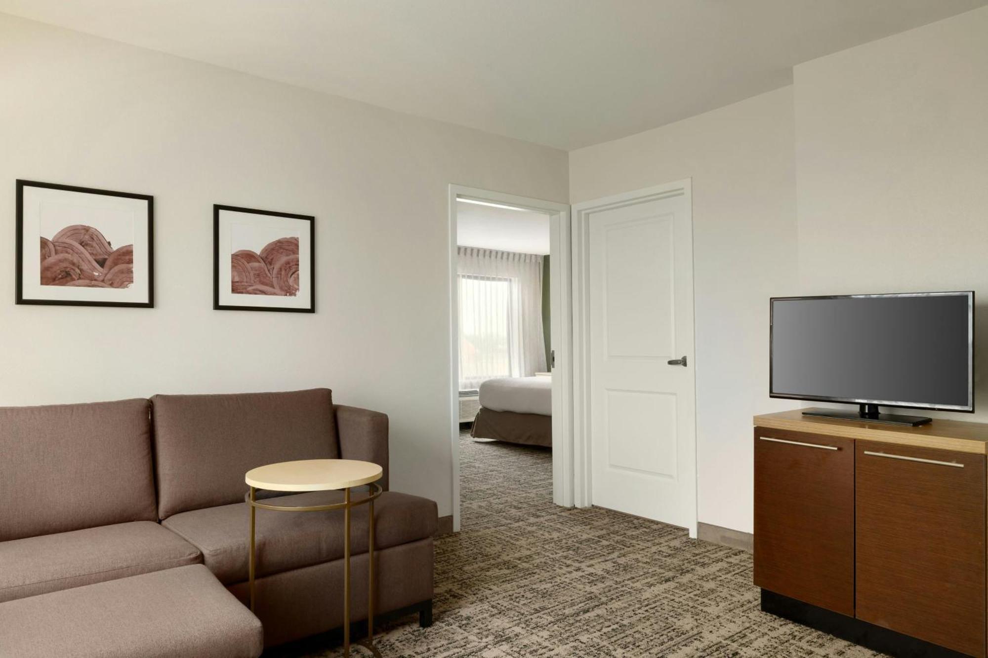 Towneplace Suites By Marriott Александрия Екстериор снимка