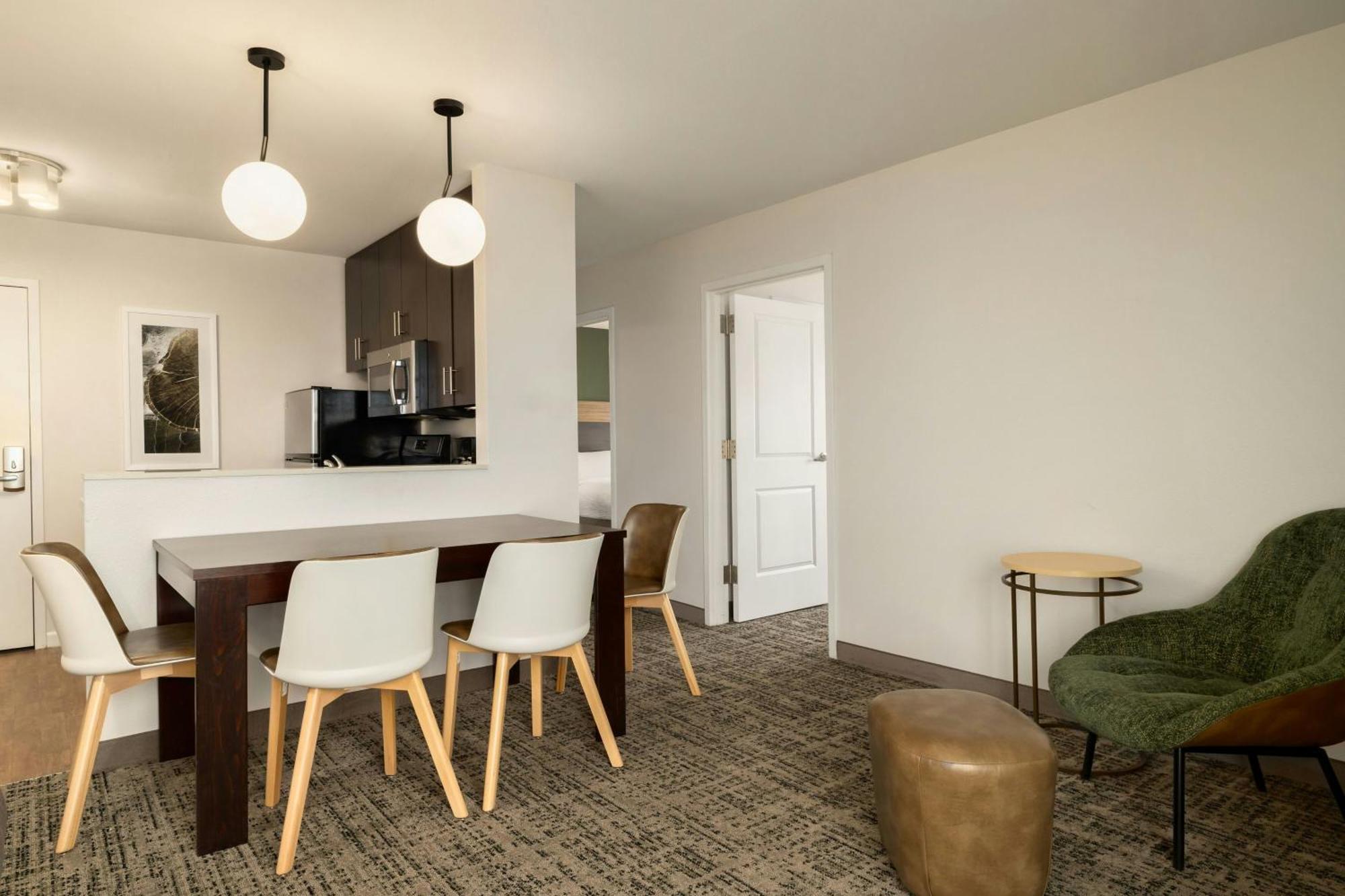 Towneplace Suites By Marriott Александрия Екстериор снимка