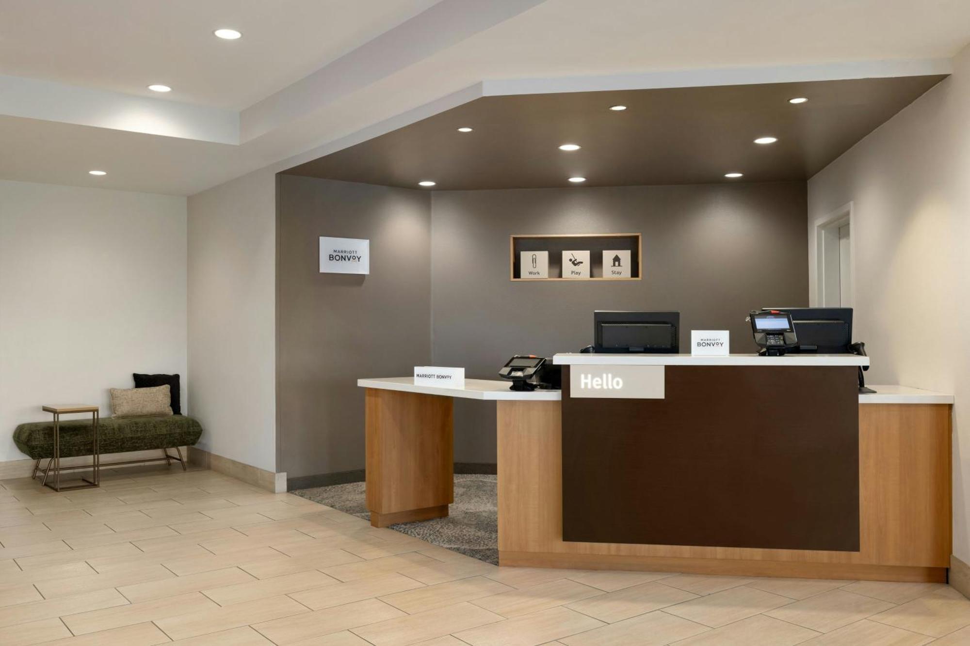 Towneplace Suites By Marriott Александрия Екстериор снимка