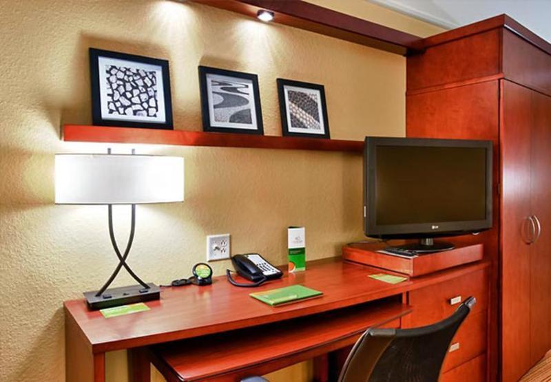 Towneplace Suites By Marriott Александрия Екстериор снимка